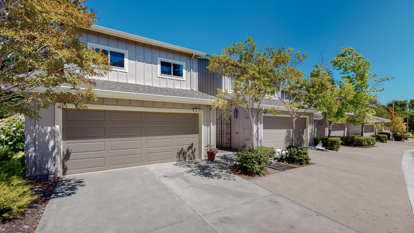 22 Tollridge CT