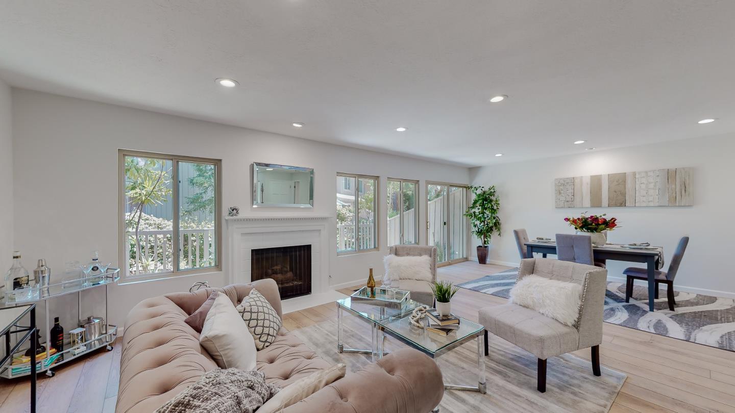 22 Tollridge CT