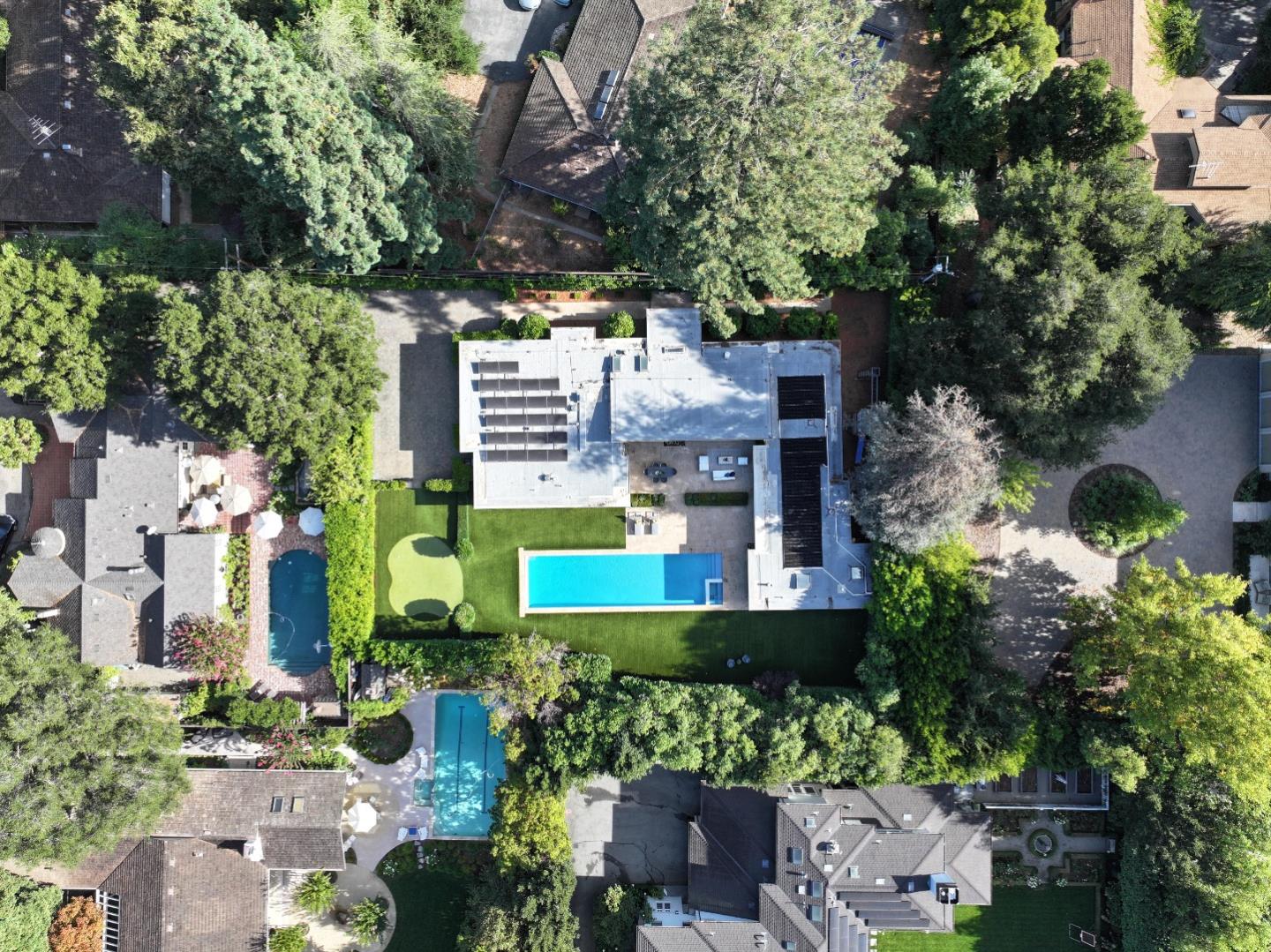1055 Valparaiso AVE