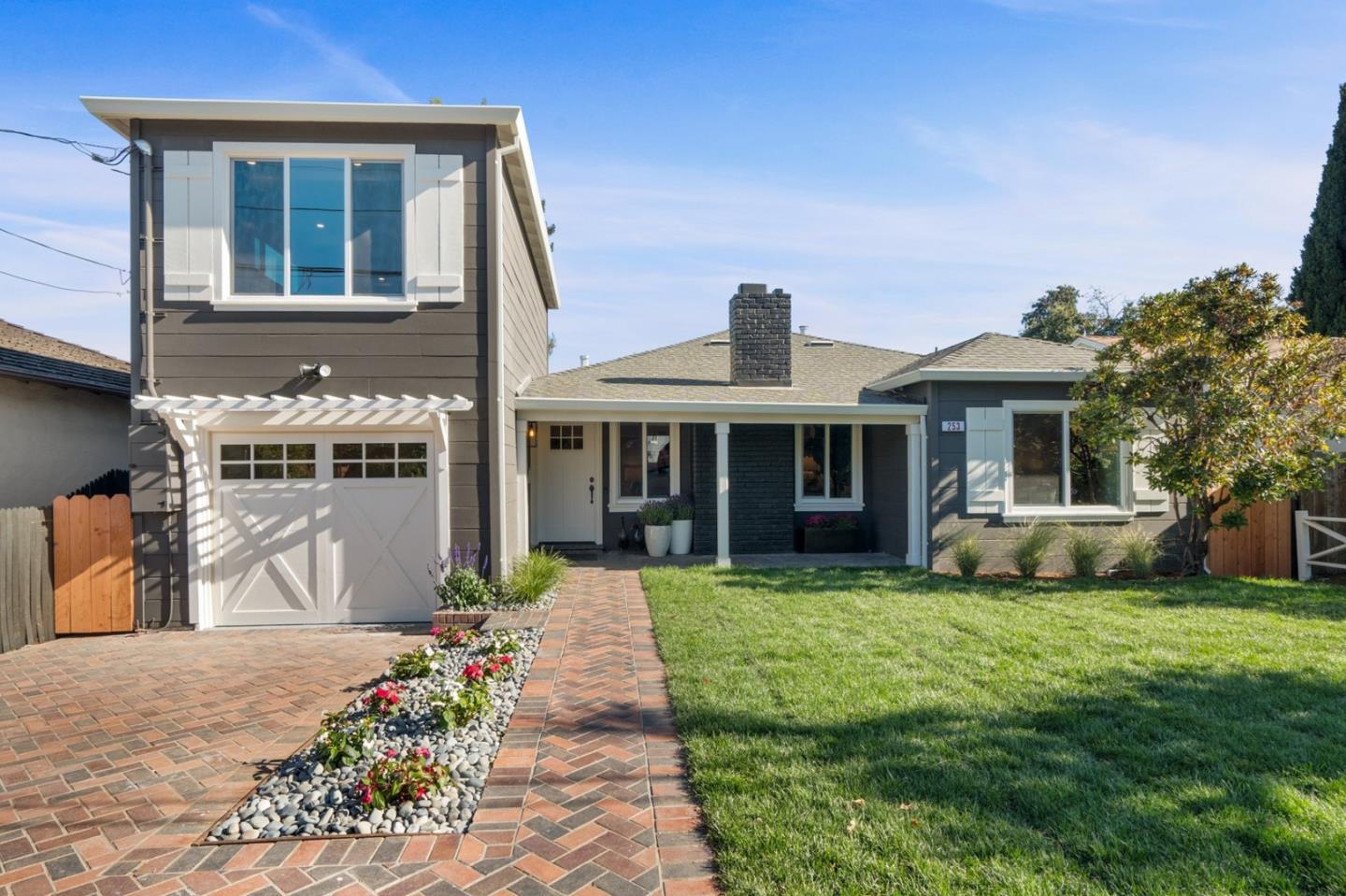 253 Edgehill DR
