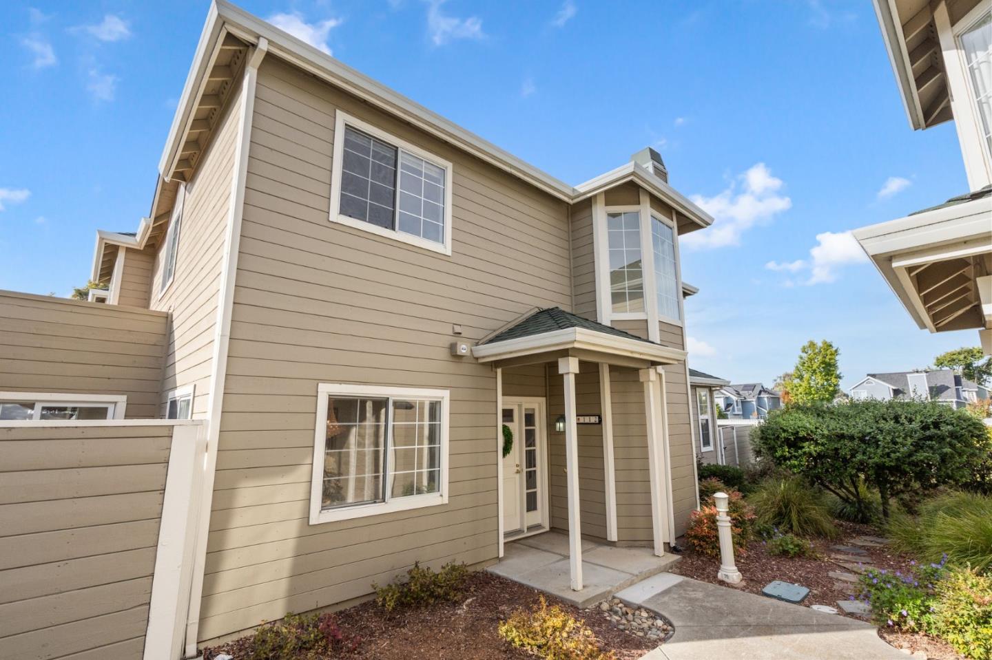 112 Farallon DR