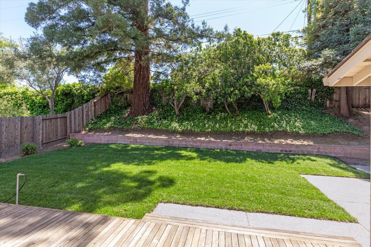1550 Montalban DR