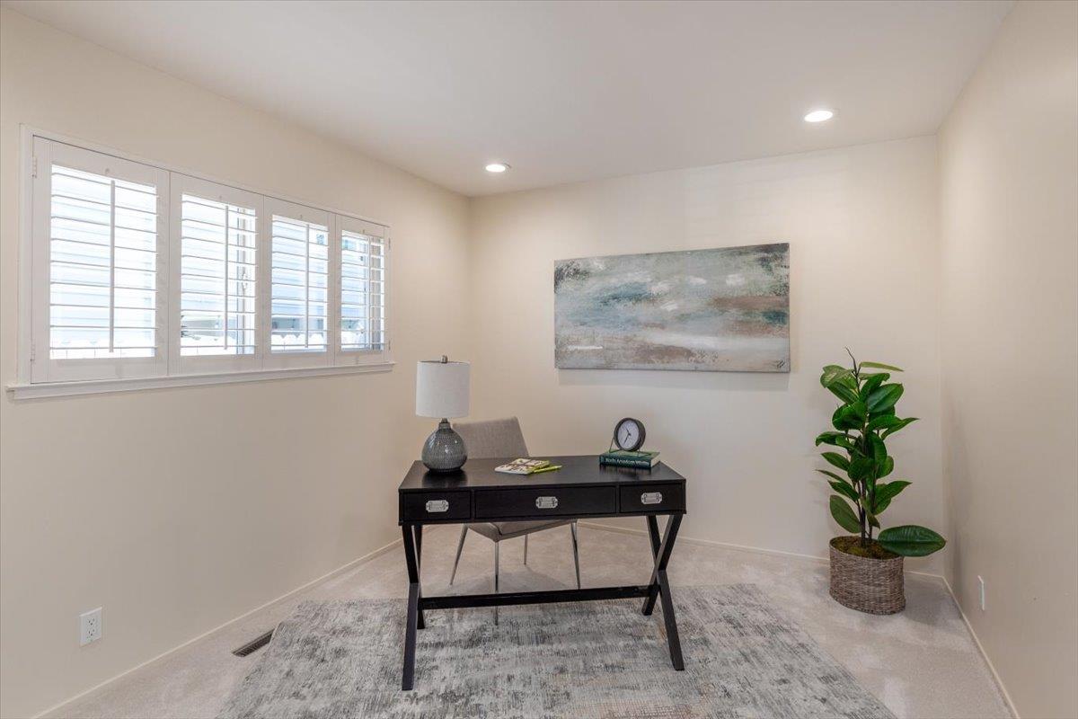 1550 Montalban DR