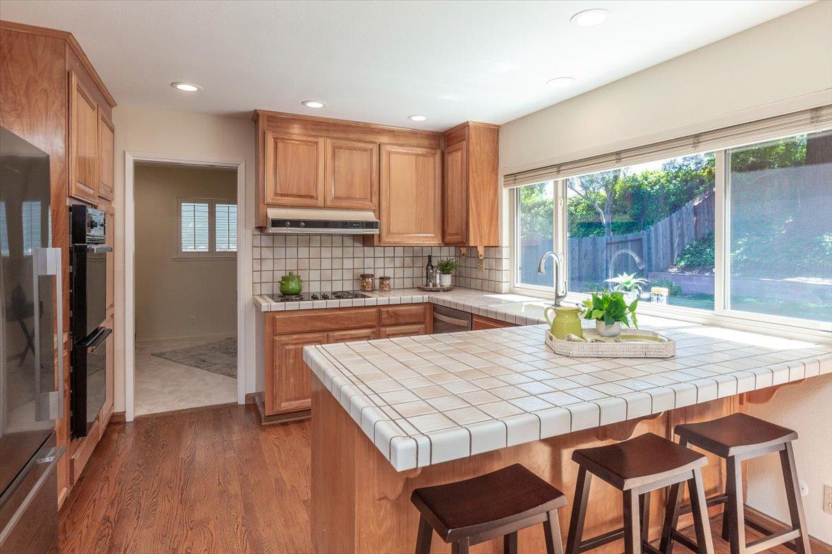 1550 Montalban DR