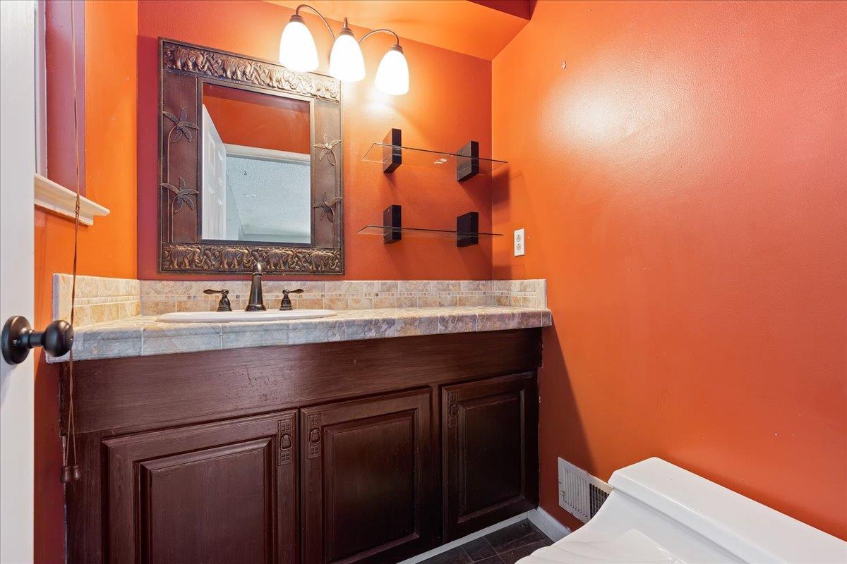 2652 Orinda DR