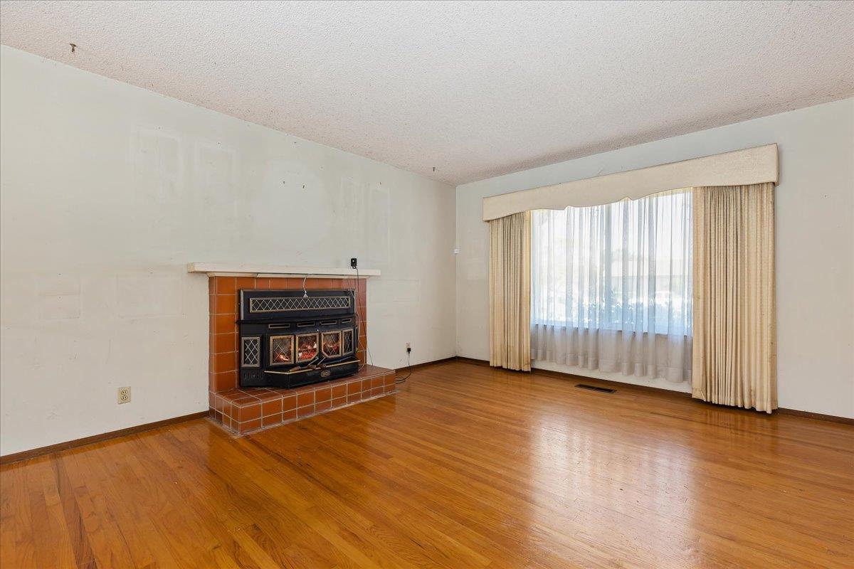 2652 Orinda DR