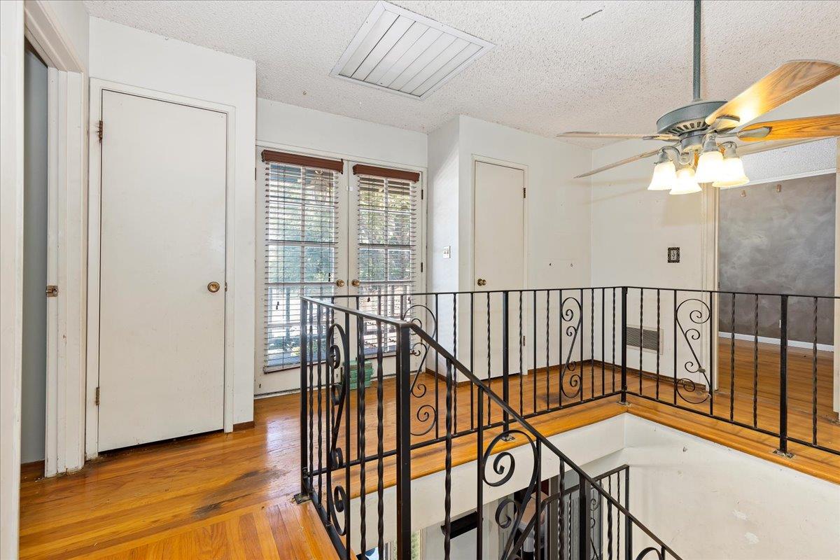 2652 Orinda DR