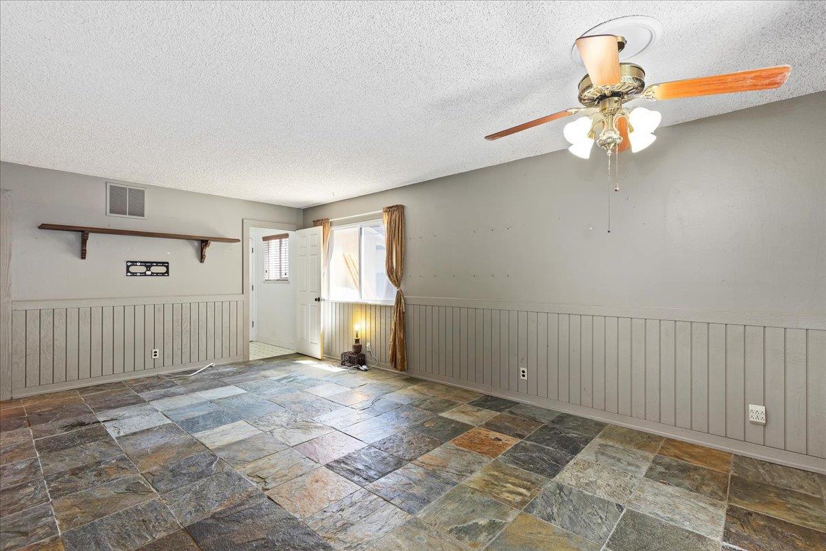 2652 Orinda DR