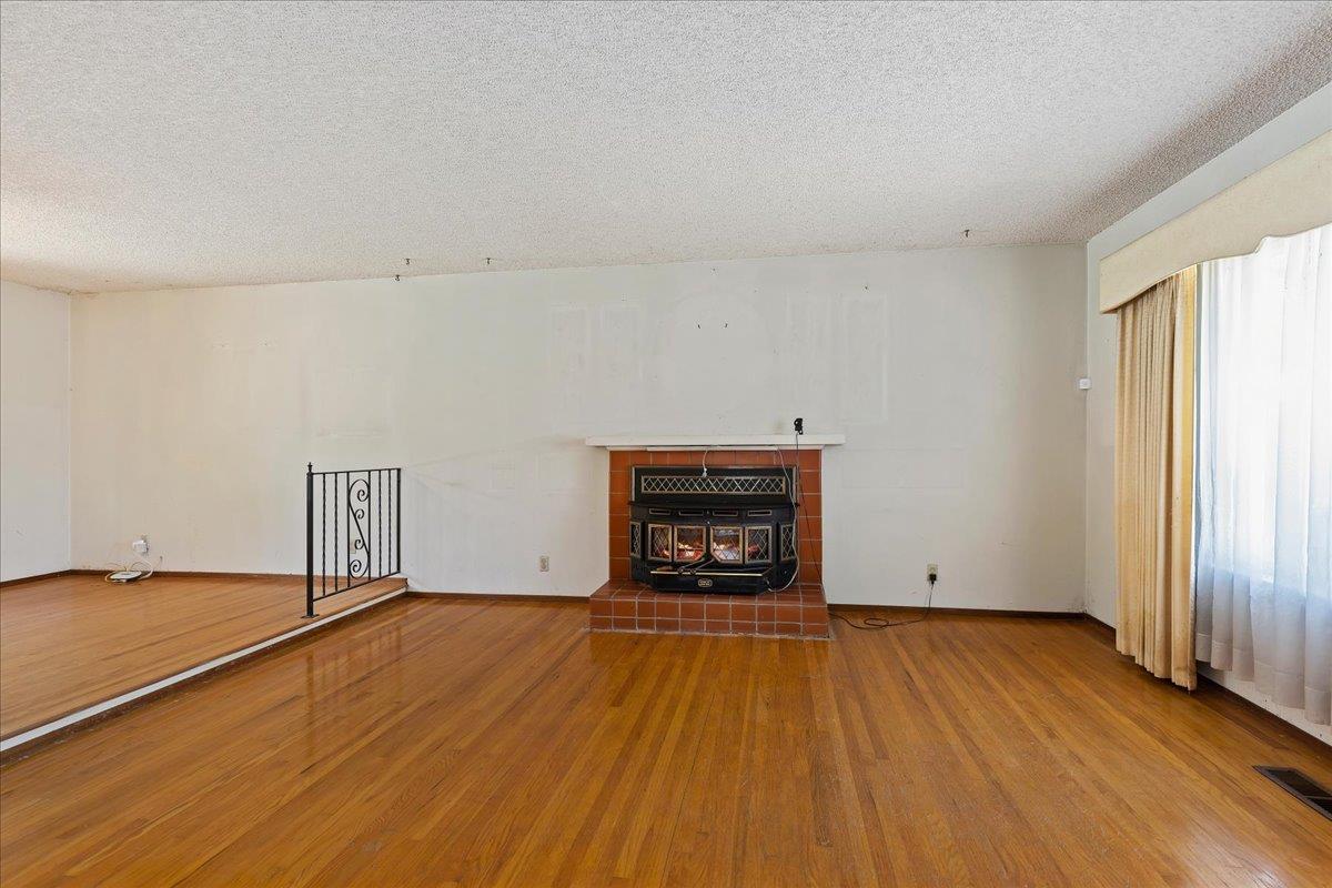 2652 Orinda DR