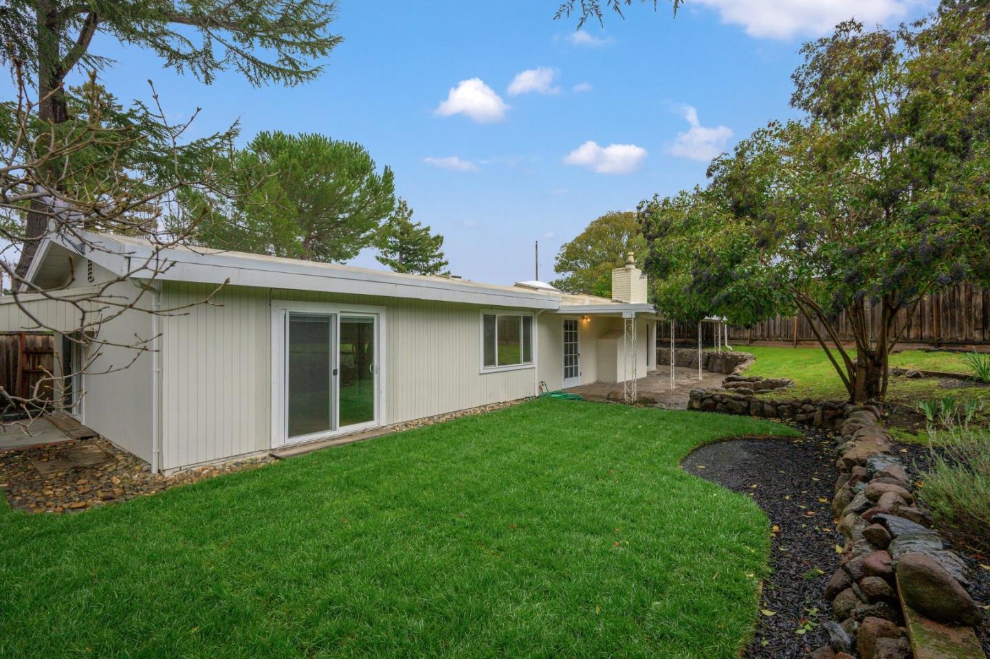 240 Dedalera DR