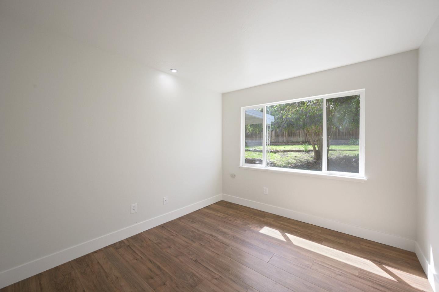 240 Dedalera DR