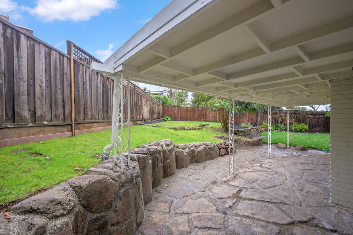 240 Dedalera DR