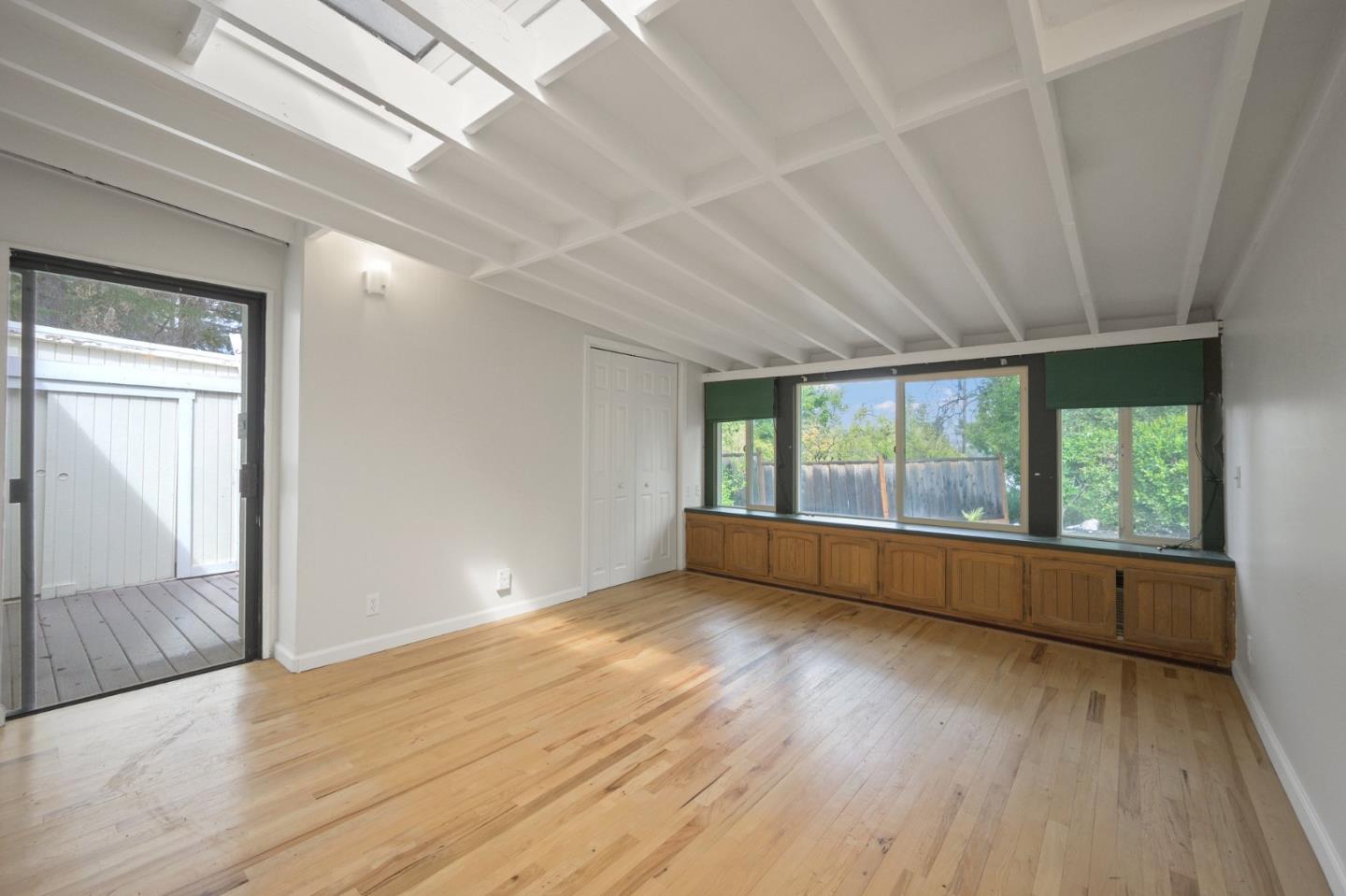 240 Dedalera DR