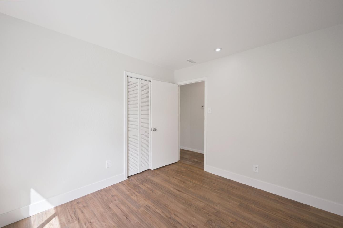 240 Dedalera DR