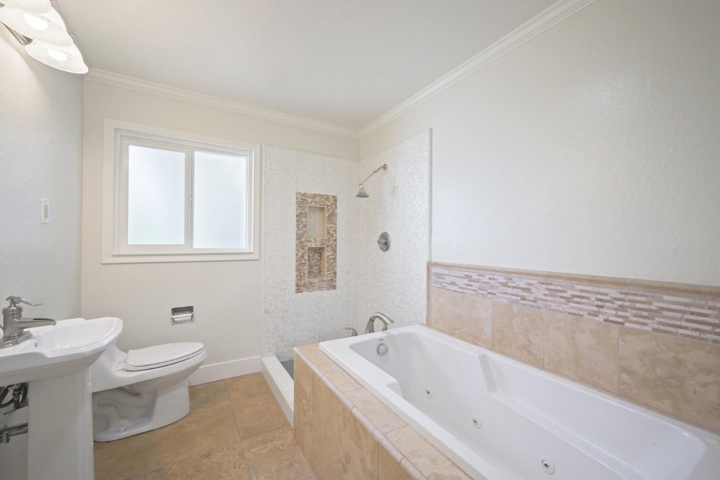 240 Dedalera DR