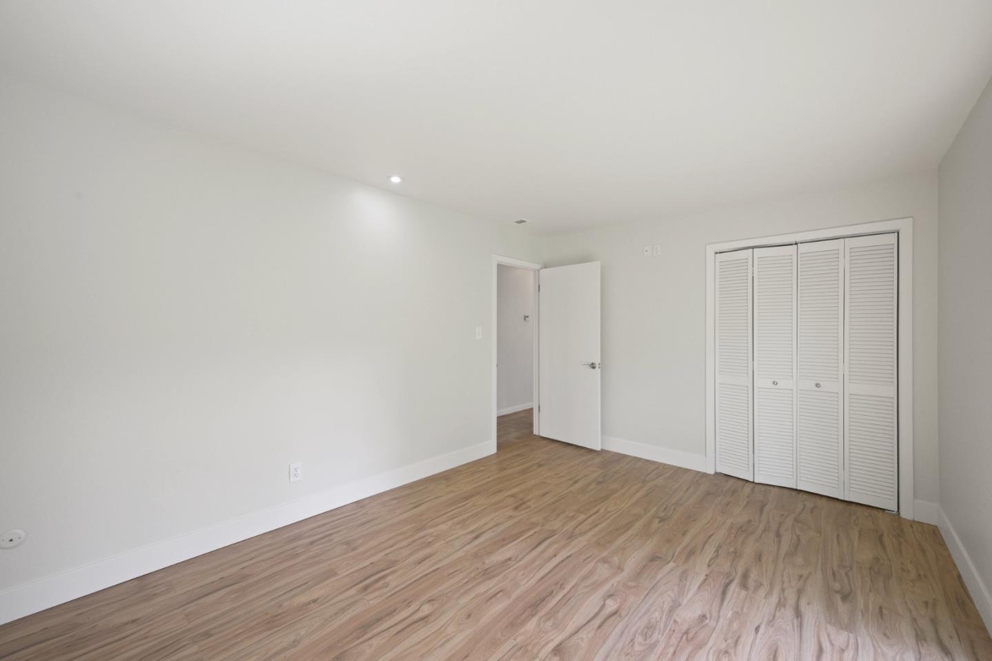 240 Dedalera DR