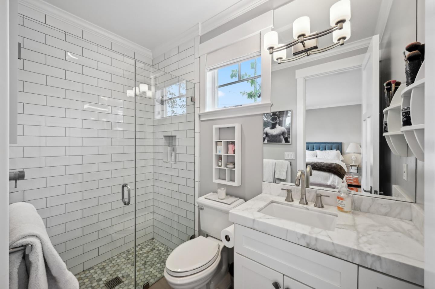 318 W Oakwood BLVD