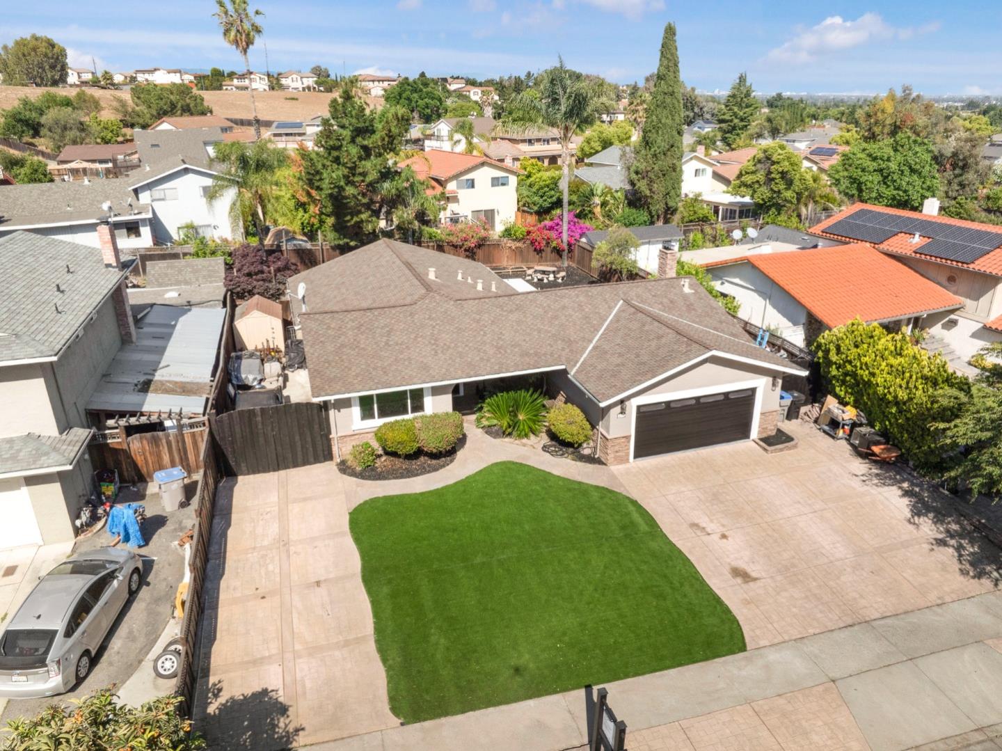 4115 Loganberry Drive
