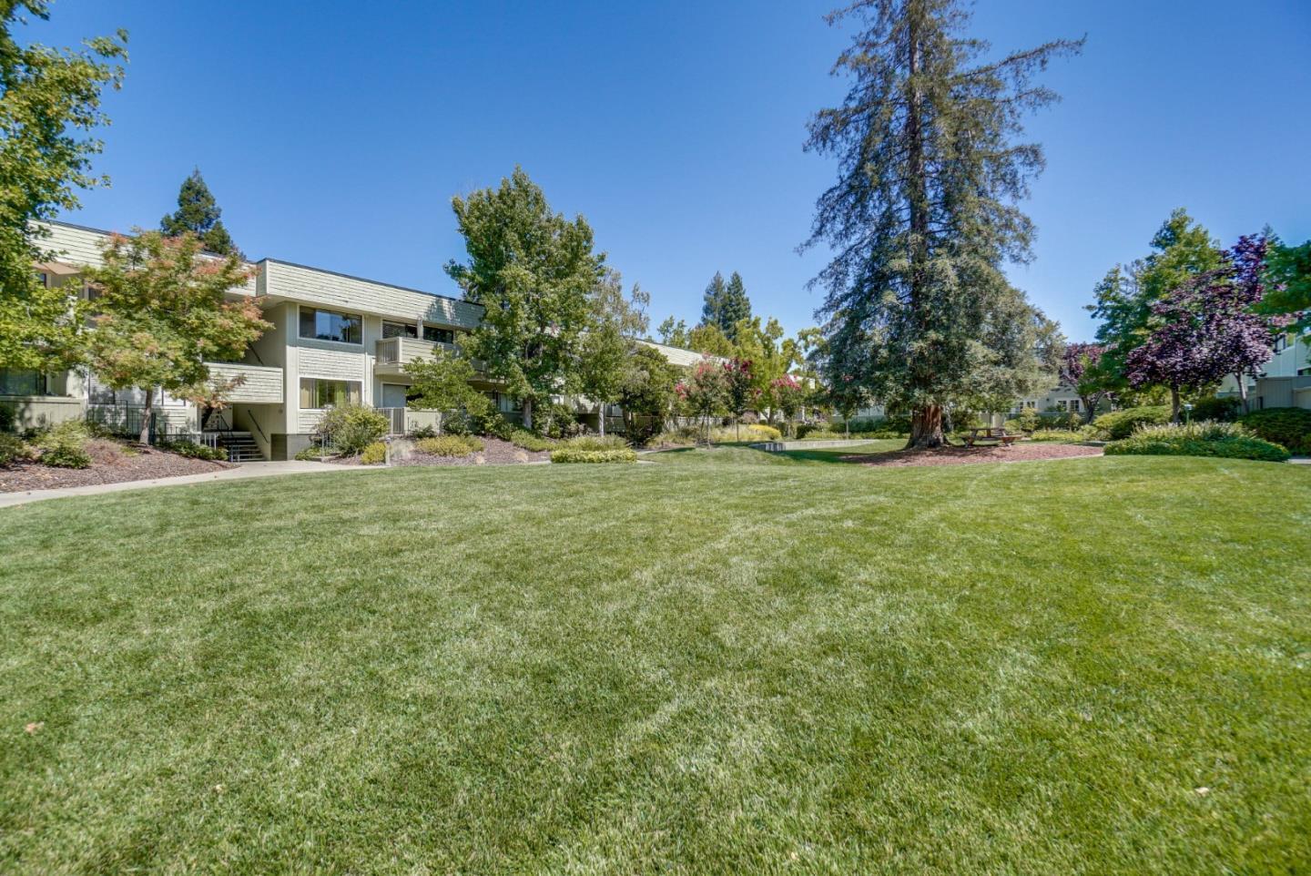 2317 Sharon Road
