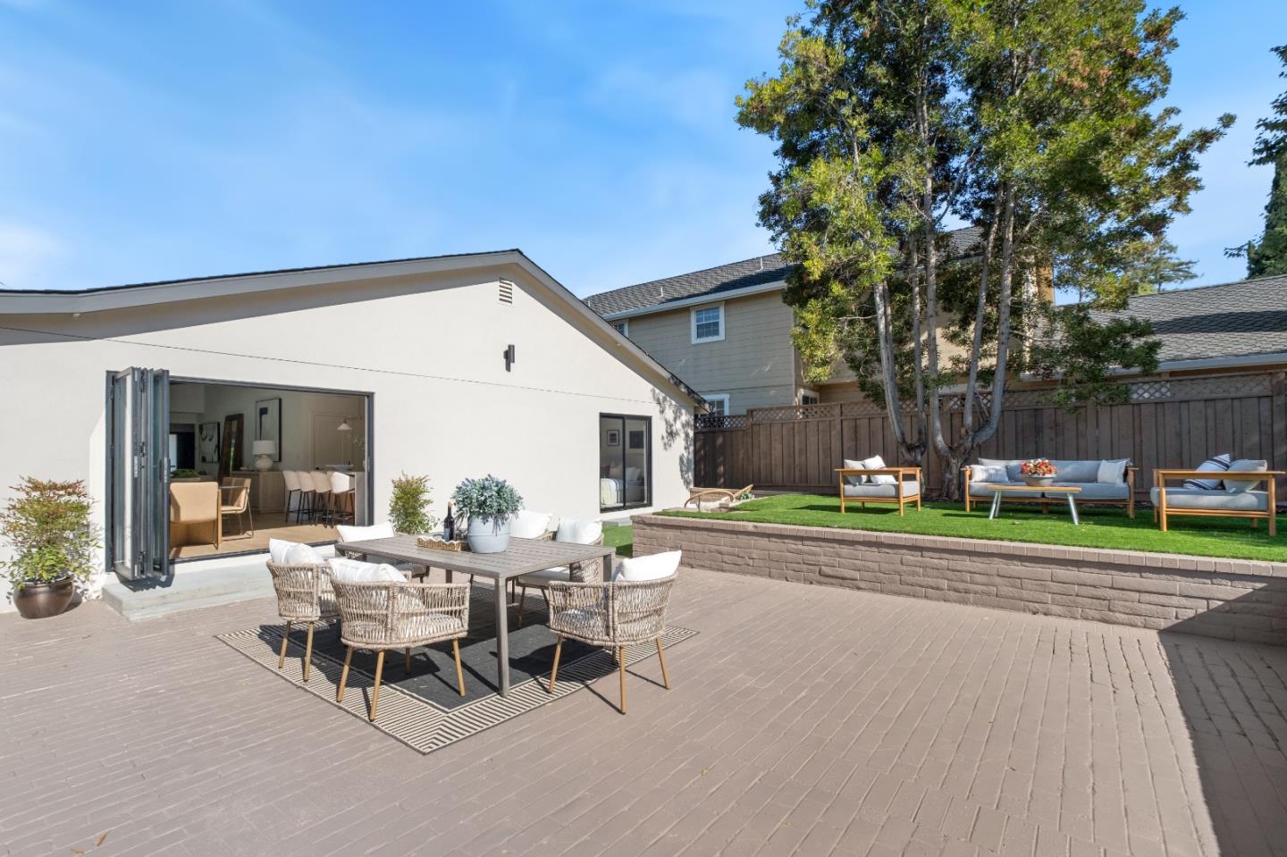 540 Sapphire Street