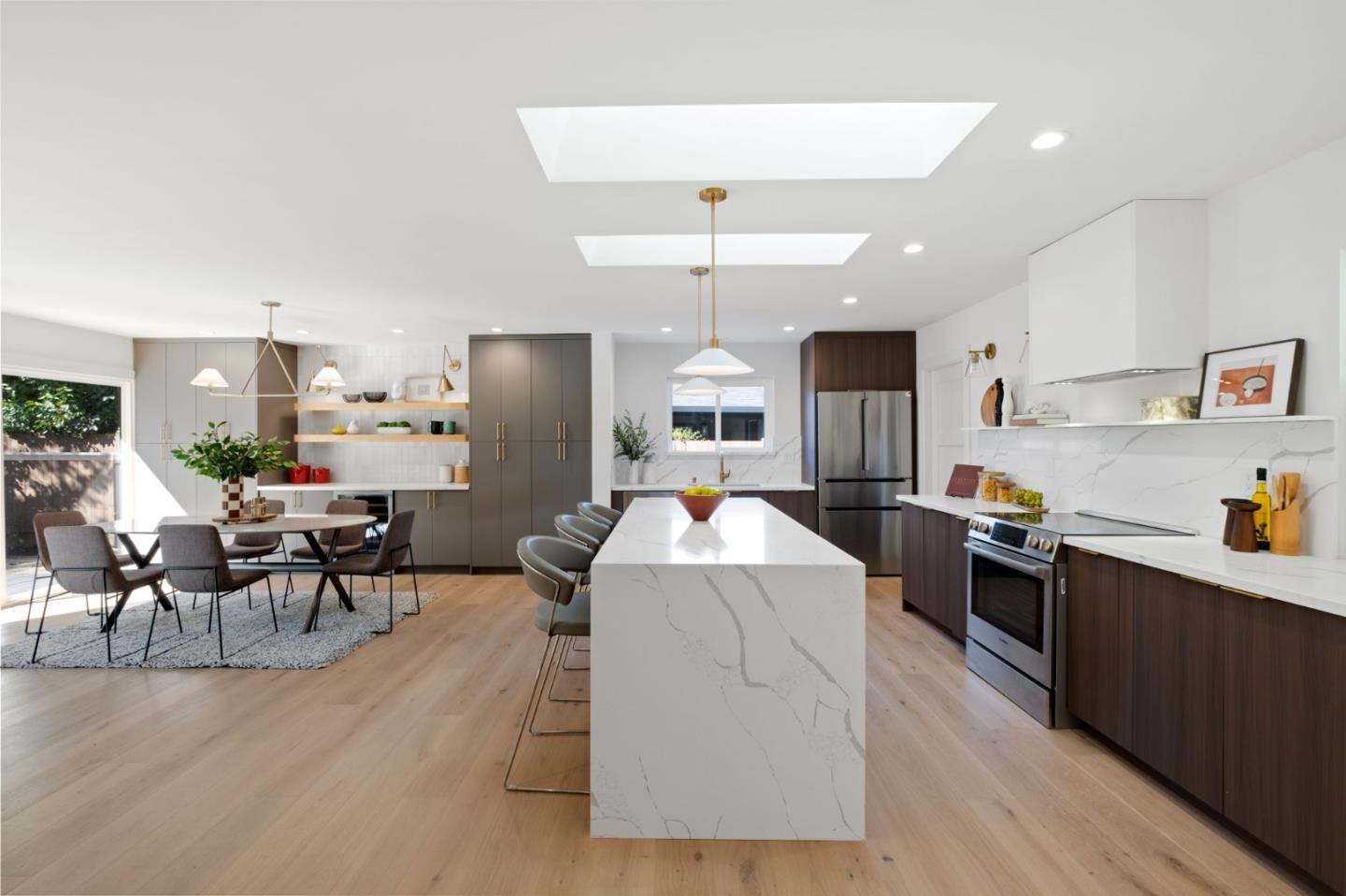 876 San Simeon Drive