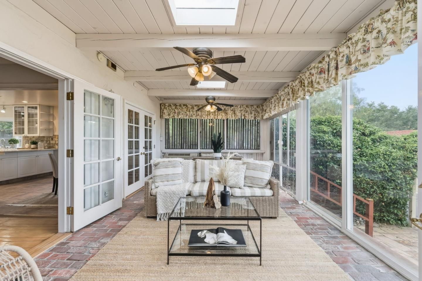 629 California Way