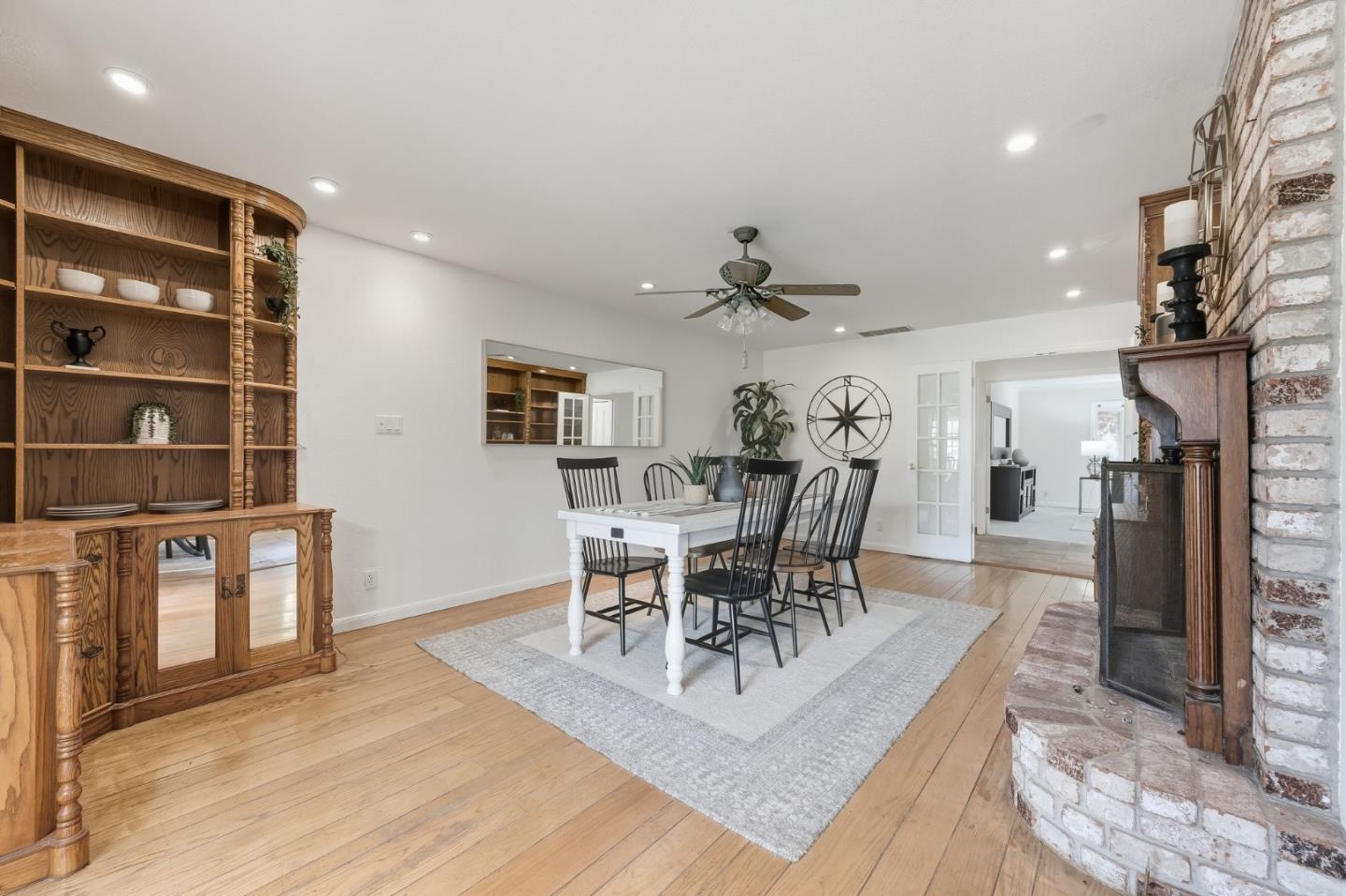 629 California Way