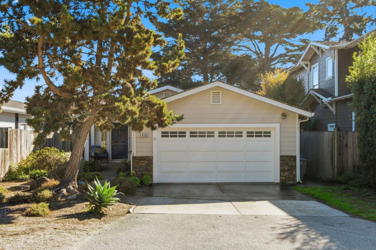 416 Lee Avenue
