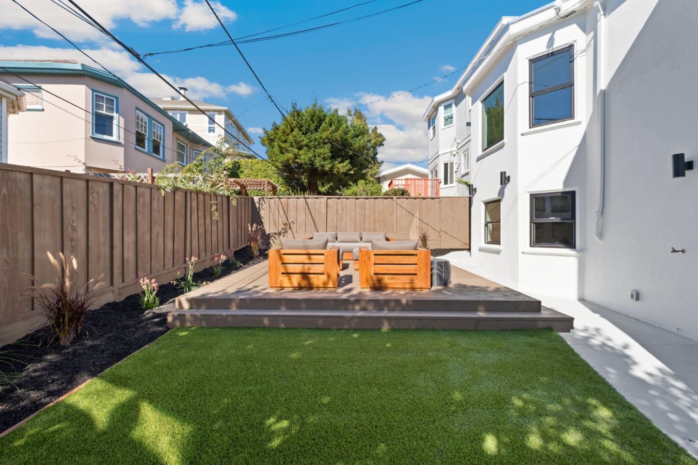 611 Miramar Avenue