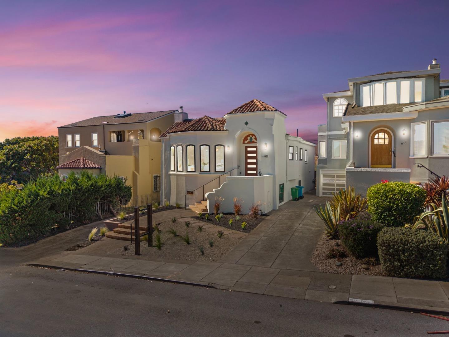 611 Miramar Avenue