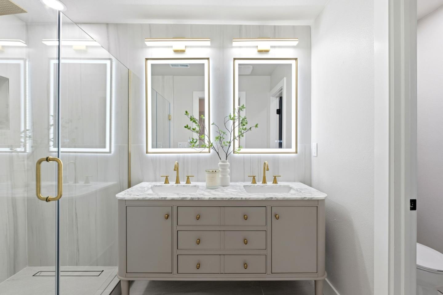 2474 Washington Avenue