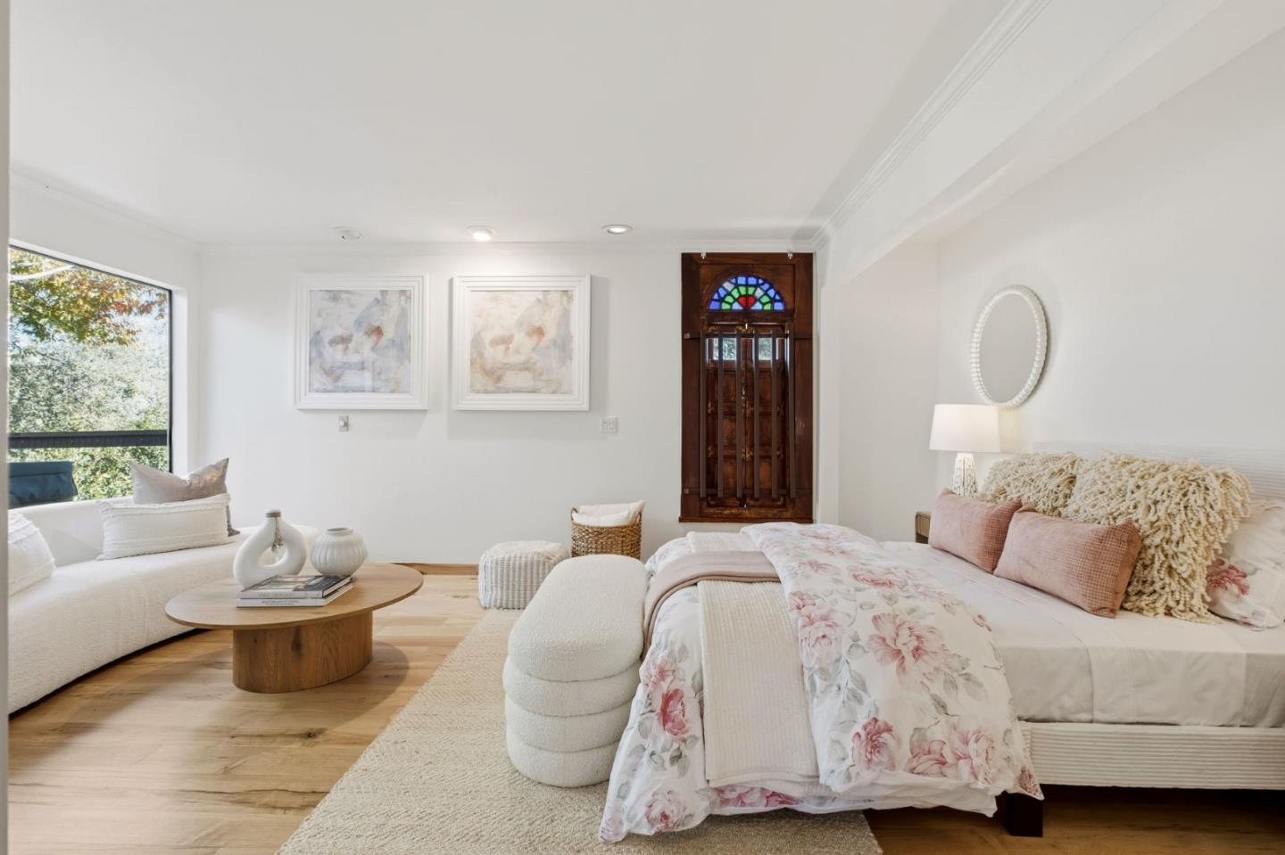 711 West California Way