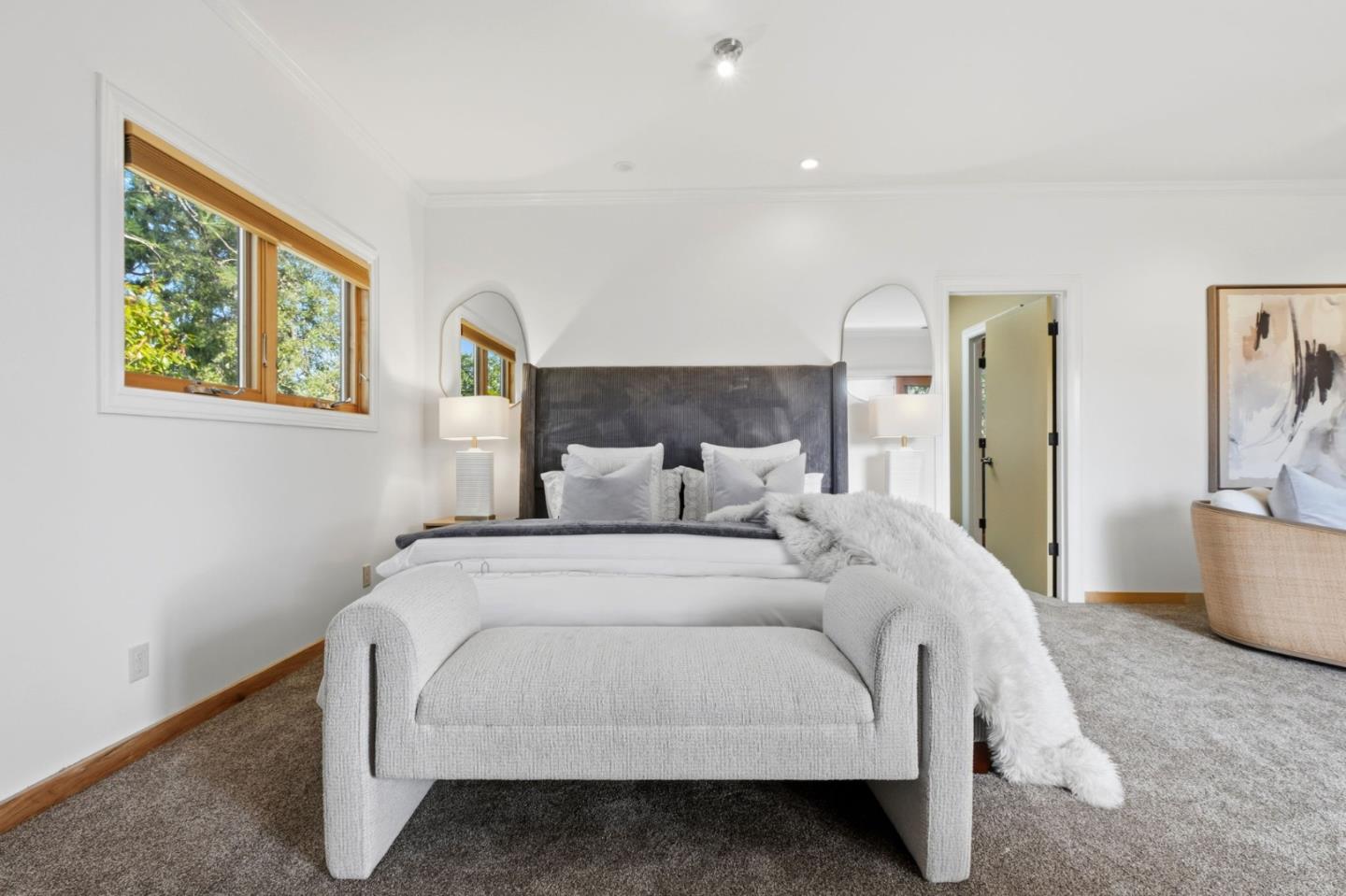 711 West California Way