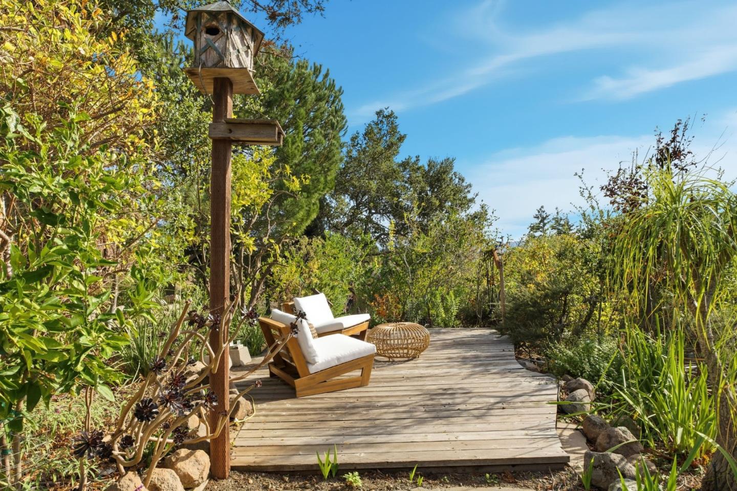 711 West California Way