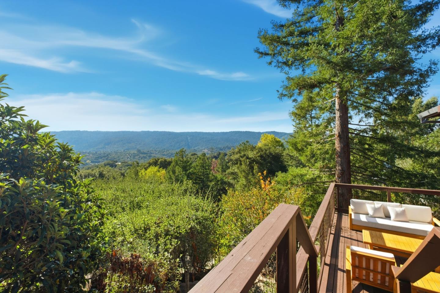 711 West California Way