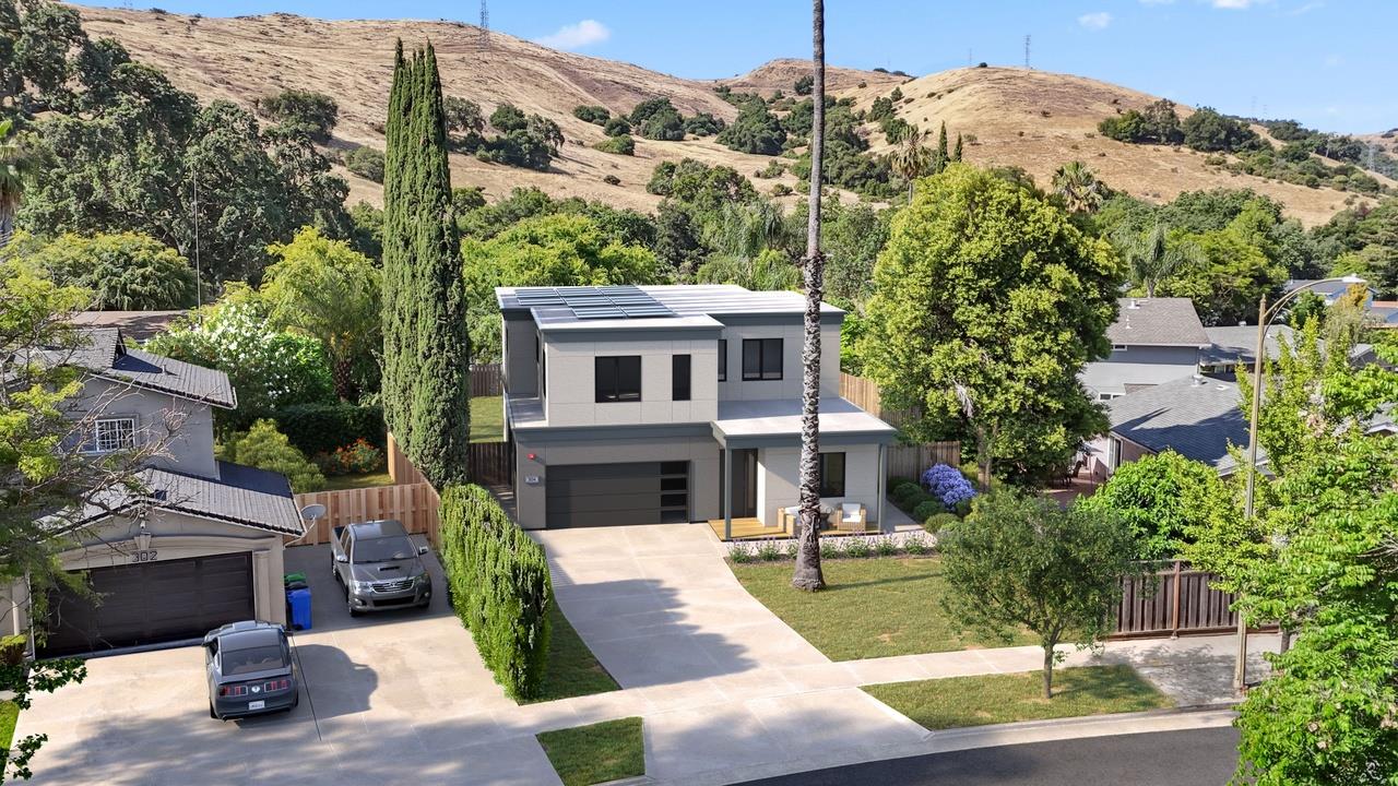 304 Curie Drive