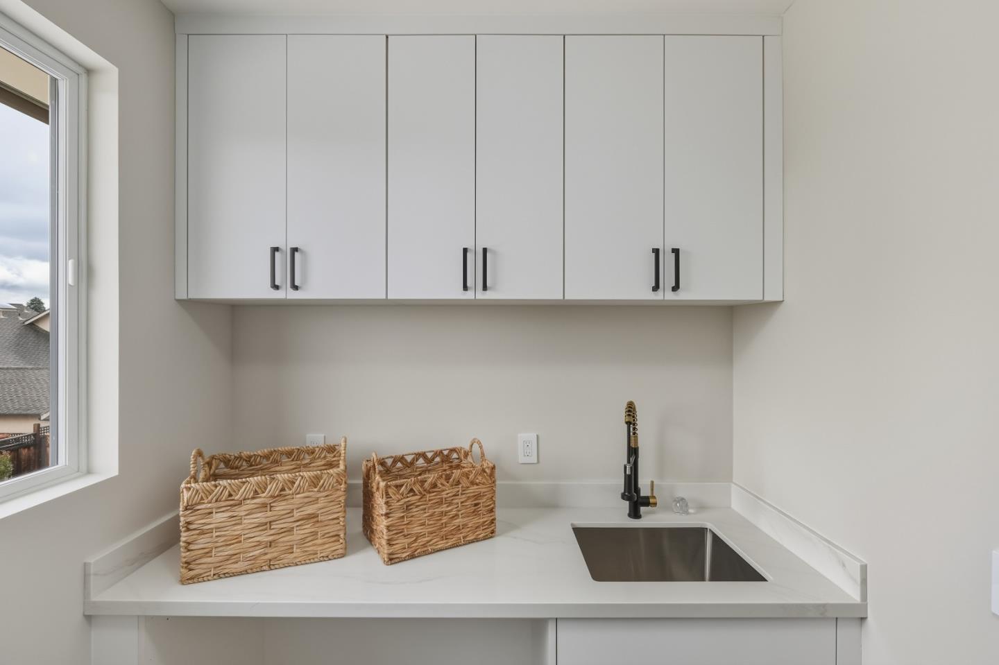 3371 Beaumont Square