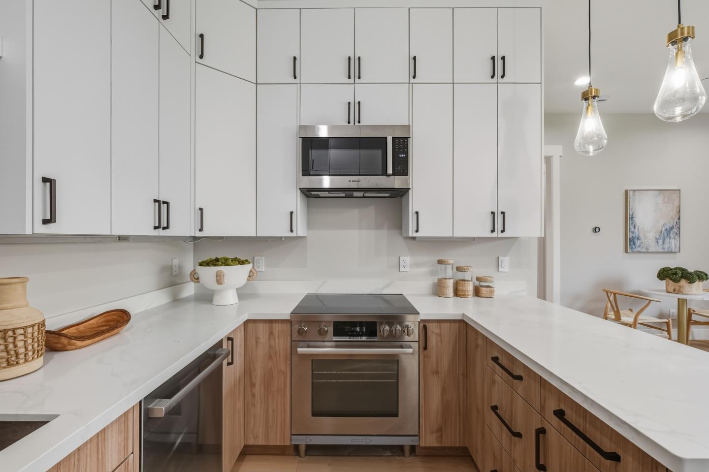 3371 Beaumont Square