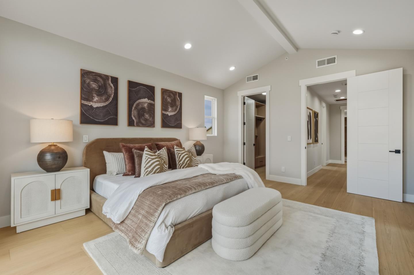 3371 Beaumont Square