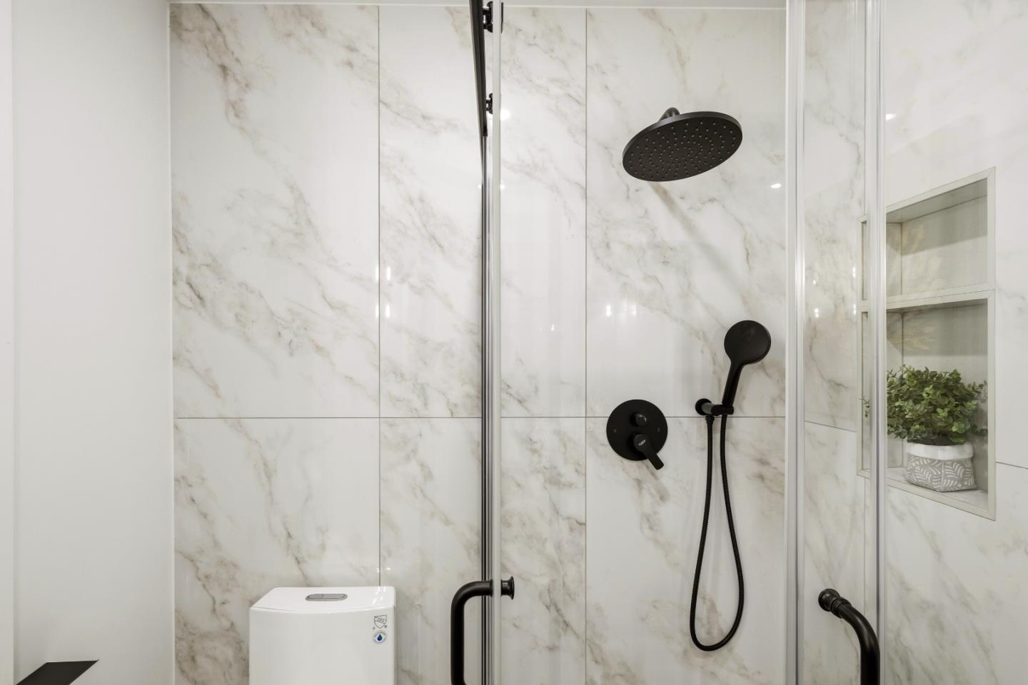 2215 Sunny Vista Drive