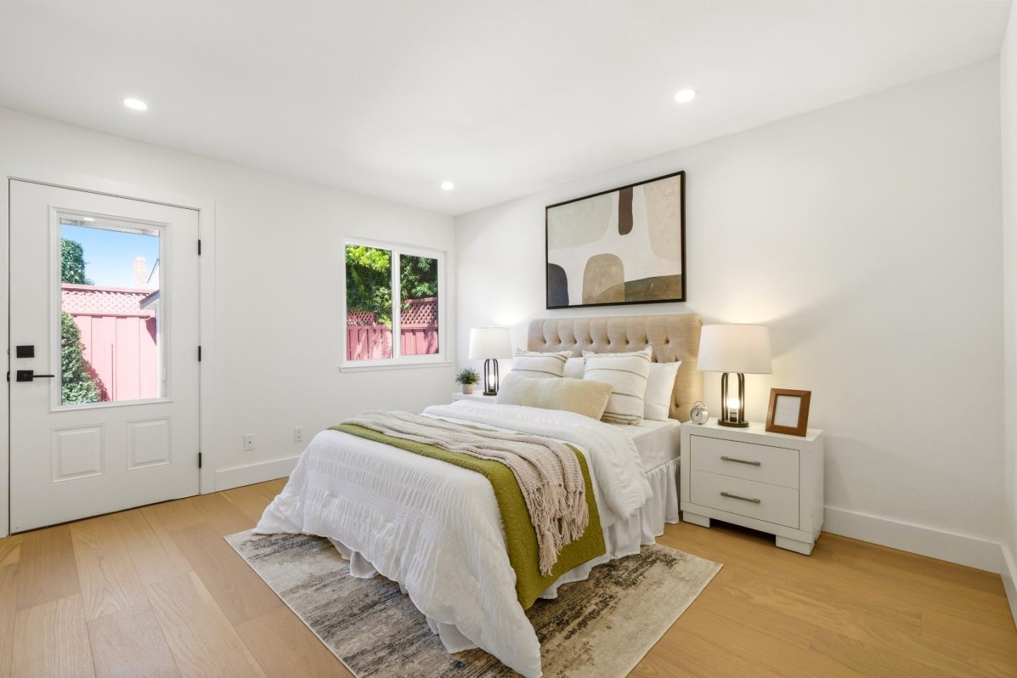 2215 Sunny Vista Drive