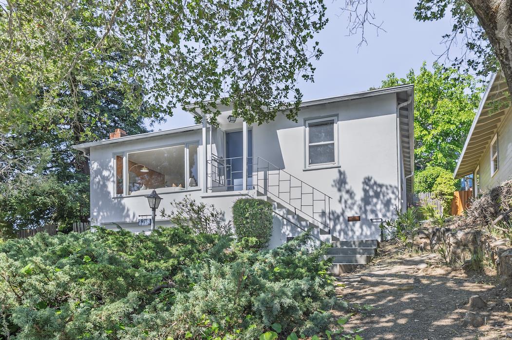 2218 Ewell Road