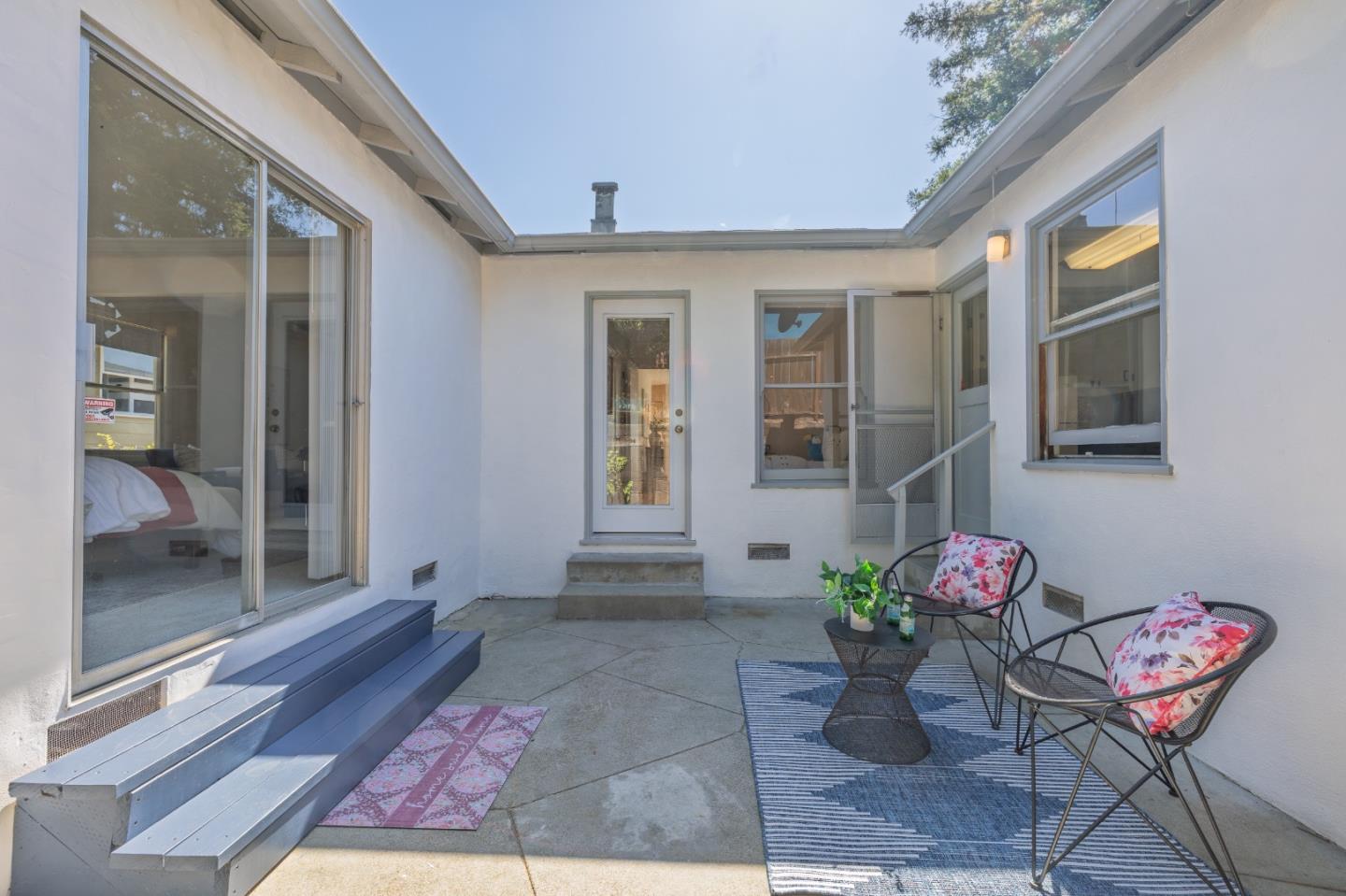 2218 Ewell Road