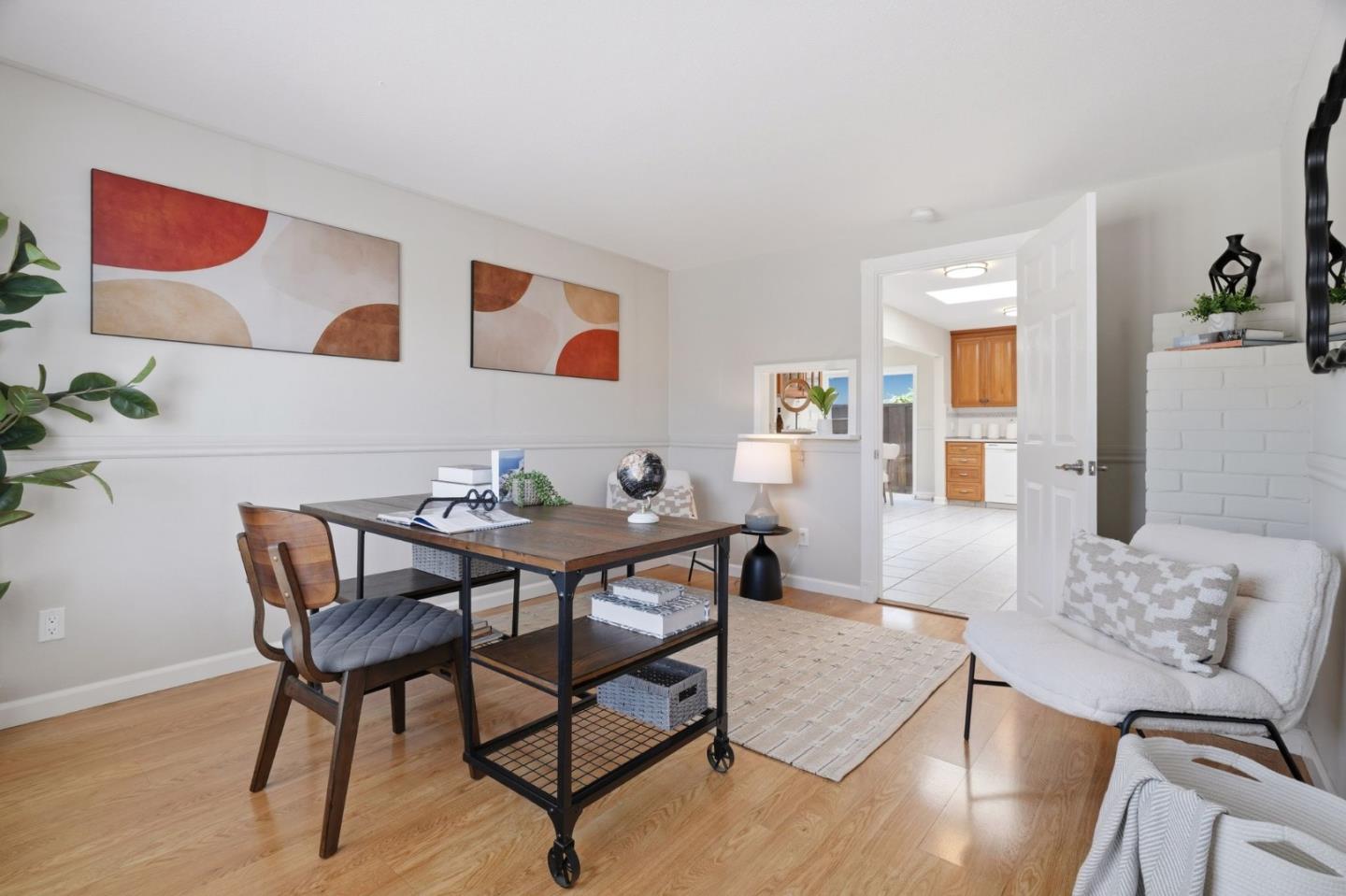 605 East 39th Avenue