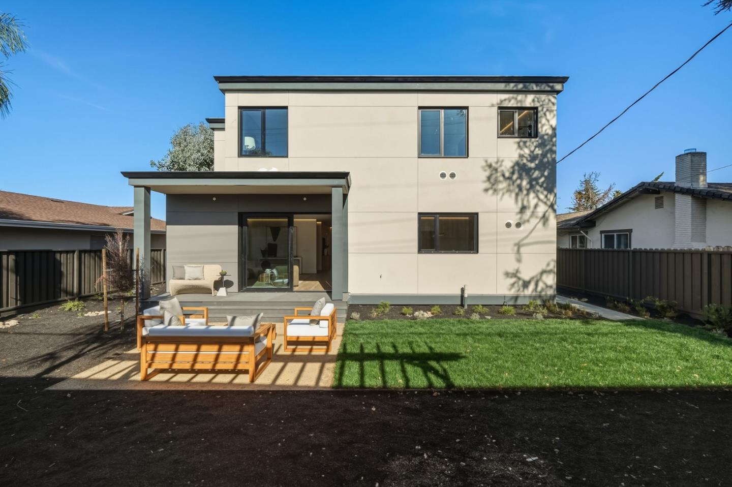 2652 Orinda Drive