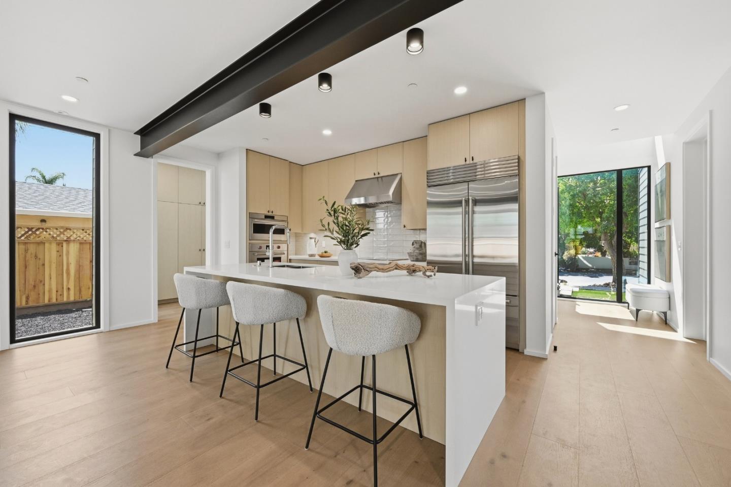 1311 Kipling CT