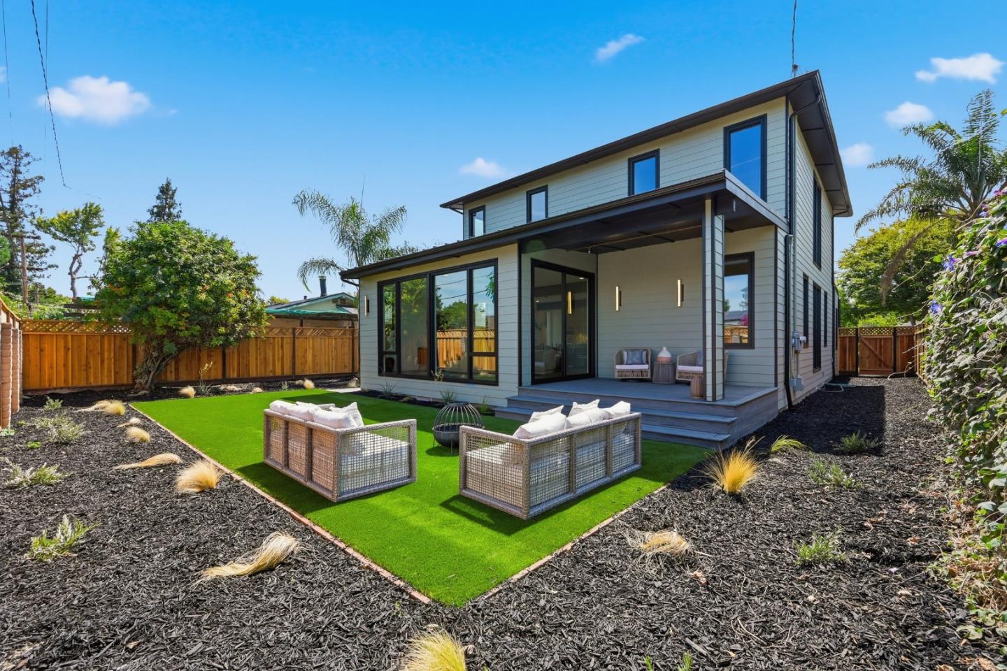 1311 Kipling CT