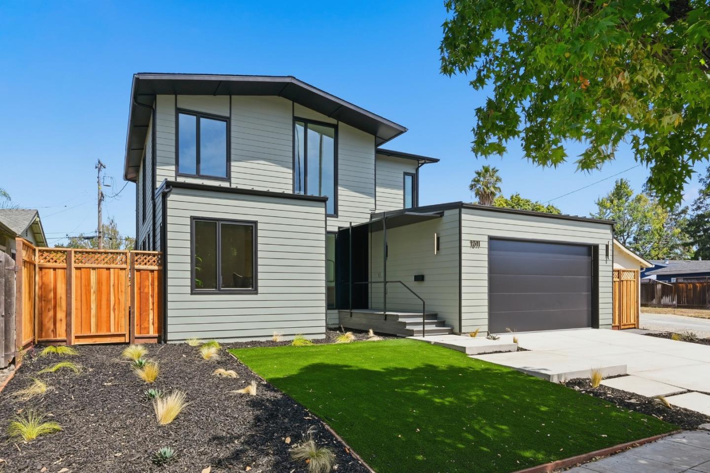 1311 Kipling CT