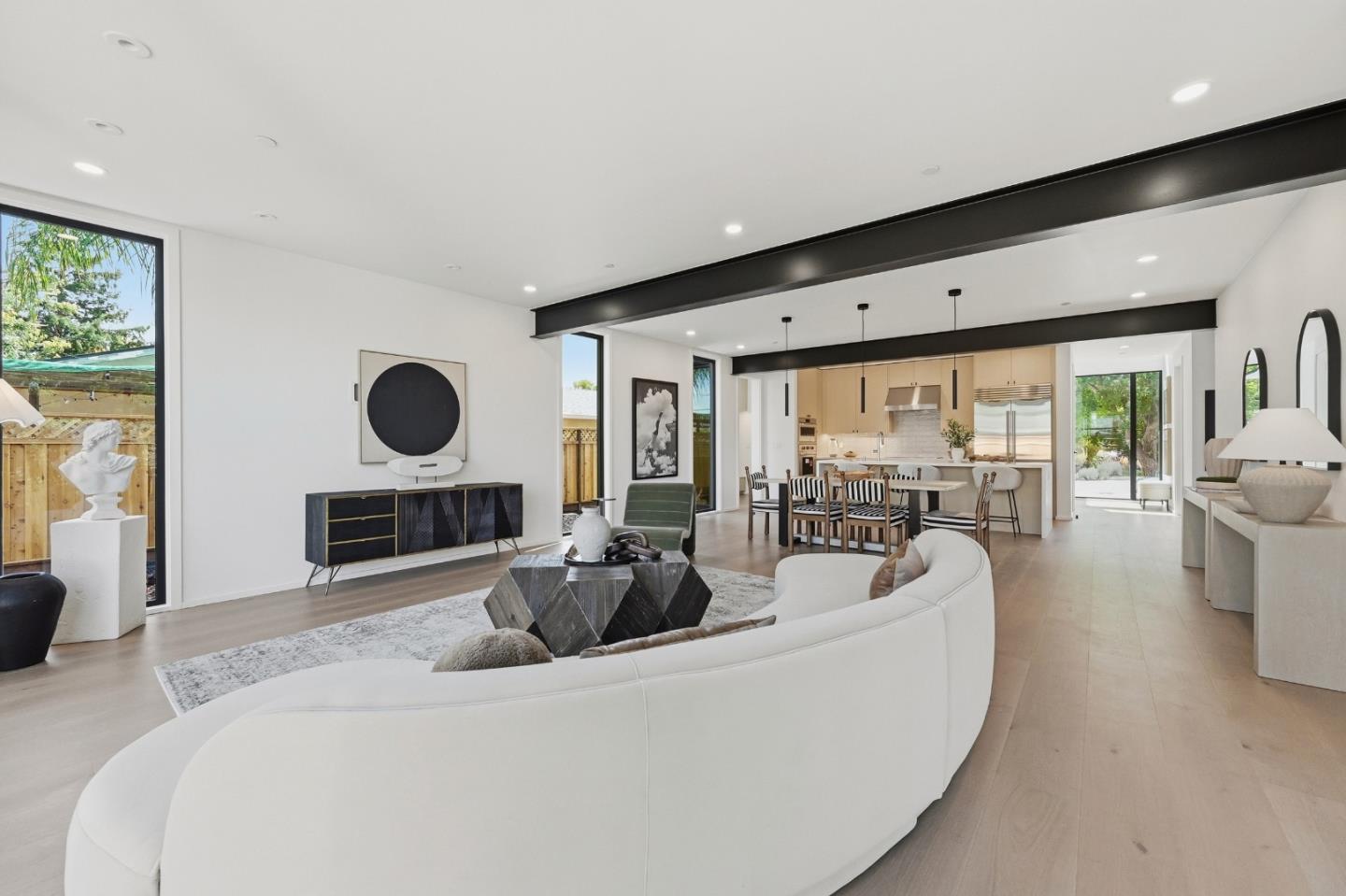 1311 Kipling CT