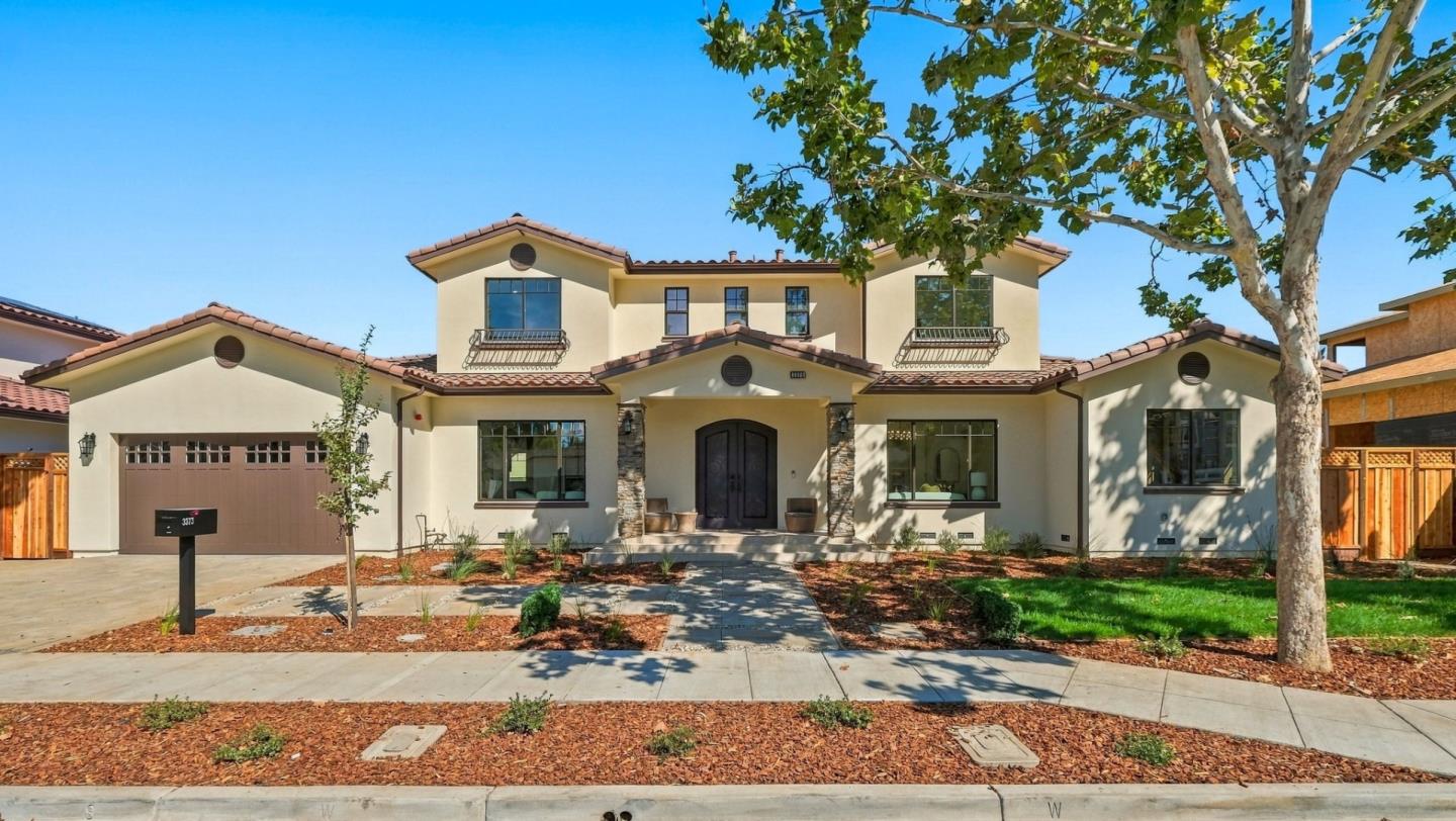 3373 Beaumont SQ